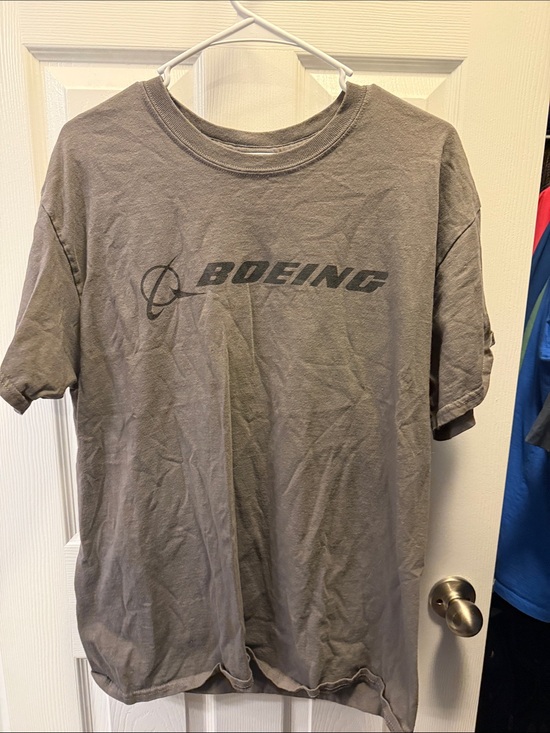 Boeing Men's Gray Logo Short Sleeve Tee